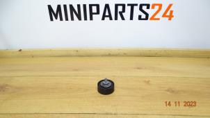 Używane Rolka napinajaca pasa wieloklinowego Mini Mini (R56) 1.6 Cooper D 16V Cena € 20,83 Z VAT oferowane przez Miniparts24 - Miniteile24 GbR