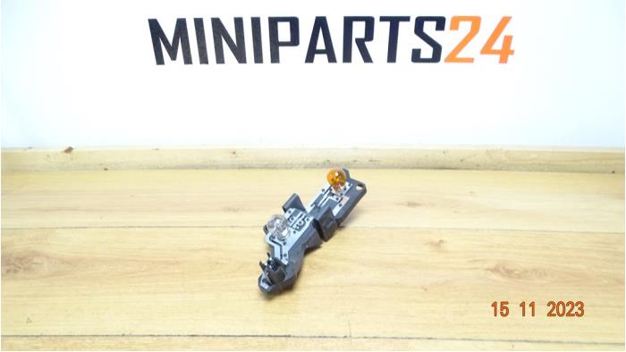 aa6abf4a-f40e-4624-a272-  