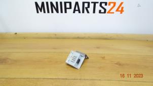 Usagé Capteur (divers) Mini Mini Cooper S (R53) 1.6 16V Prix € 35,70 Prix TTC proposé par Miniparts24 - Miniteile24 GbR