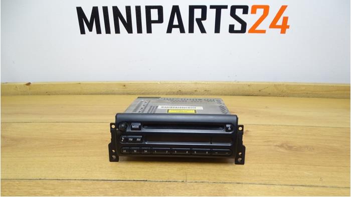 Reproductor de CD y radio de un MINI Mini Cooper S (R53) 1.6 16V 2004