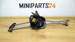 Usados Mecanismo y motor de limpiaparabrisas Mini Mini Cooper S (R53) 1.6 16V Precio € 59,50 IVA incluido ofrecido por Miniparts24 - Miniteile24 GbR