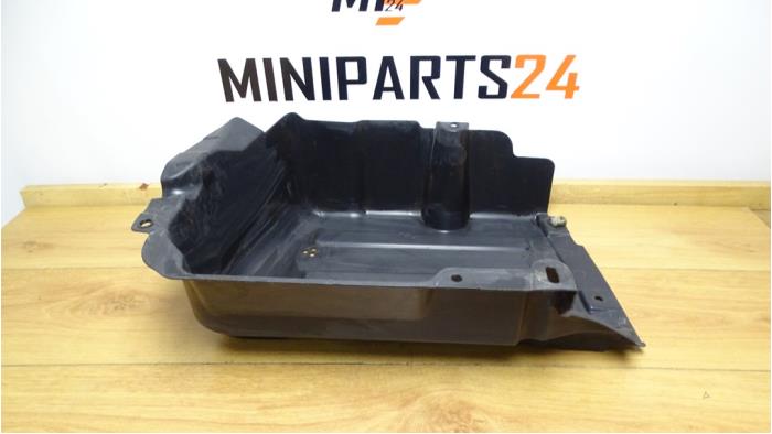 Begagnade Underkörningsskydd Mini Mini (F56) 2.0 16V Cooper S Pris € 47,60 Inklusive moms erbjuds av Miniparts24