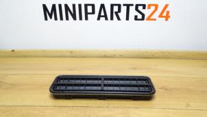 Used Engine breather housing (DC) Mini Mini (F56) 2.0 16V Cooper S Price € 29,16 Inclusive VAT offered by Miniparts24 - Miniteile24 GbR