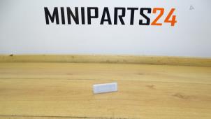 Used Interior lighting, front Mini Mini (F56) 2.0 16V Cooper S Price € 14,88 Inclusive VAT offered by Miniparts24 - Miniteile24 GbR