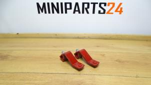 Used Tailgate hinge Mini Mini (F56) 2.0 16V Cooper S Price € 59,50 Inclusive VAT offered by Miniparts24 - Miniteile24 GbR