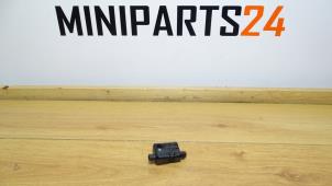 Gebrauchte Antenne (sonstige) Mini Mini (F56) 2.0 16V Cooper S Preis € 17,85 Mit Mehrwertsteuer angeboten von Miniparts24 - Miniteile24 GbR