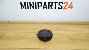 Gebrauchte Lautsprecher Mini Mini (F56) 2.0 16V Cooper S Preis € 29,75 Mit Mehrwertsteuer angeboten von Miniparts24 - Miniteile24 GbR