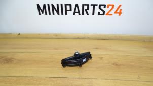 Usagé Panneau commande radio Mini Cooper Prix € 89,25 Prix TTC proposé par Miniparts24 - Miniteile24 GbR