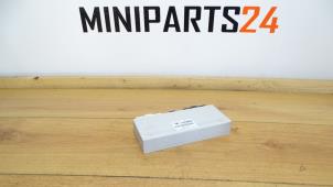 Usagé Ordinateur toit escamotable Mini Cooper Prix € 261,80 Prix TTC proposé par Miniparts24 - Miniteile24 GbR