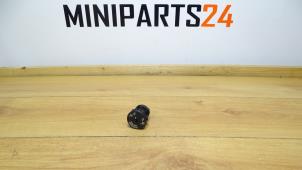Used Airbag lock Mini Countryman (R60) 1.6 Cooper D ALL4 Price € 17,85 Inclusive VAT offered by Miniparts24 - Miniteile24 GbR