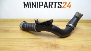 Usagé Conduit turbo Mini Mini (F56) 2.0 16V Cooper S Prix € 178,50 Prix TTC proposé par Miniparts24 - Miniteile24 GbR
