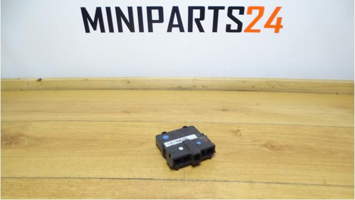 Gebrauchte Stromverteiler Mini Mini (R56) 1.6 16V Cooper S Preis € 11,90 Mit Mehrwertsteuer angeboten von Miniparts24