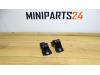 Tailgate hinge from a Mini Mini Cooper S (R53), 2002 / 2006 1.6 16V, Hatchback, Petrol, 1.598cc, 120kW (163pk), FWD, W11B16A, 2002-03 / 2006-09, RE31; RE32; RE33 2003