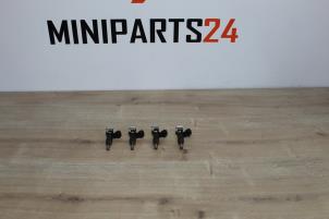 Usagé Injecteur (injection essence) Mini Mini (R56) 1.6 16V Cooper Prix € 35,70 Prix TTC proposé par Miniparts24 - Miniteile24 GbR