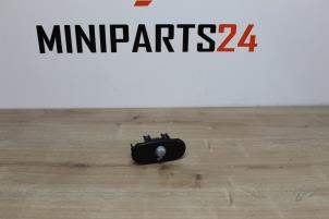 Gebrauchte Spiegel Schalter Mini Cooper S Preis € 17,85 Mit Mehrwertsteuer angeboten von Miniparts24 - Miniteile24 GbR