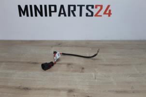 Używane Kabel (rózne) Mini Cooper Cena € 23,80 Z VAT oferowane przez Miniparts24 - Miniteile24 GbR