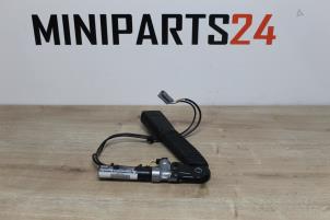 Used Seatbelt tensioner, left Mini Mini (R56) 1.4 16V One Price € 77,35 Inclusive VAT offered by Miniparts24 - Miniteile24 GbR