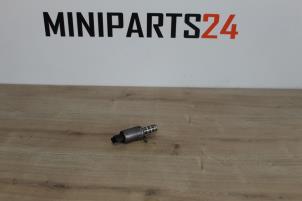Używane Czujnik walka rozrzadu Mini Mini (R56) 1.4 16V One Cena € 41,65 Z VAT oferowane przez Miniparts24 - Miniteile24 GbR