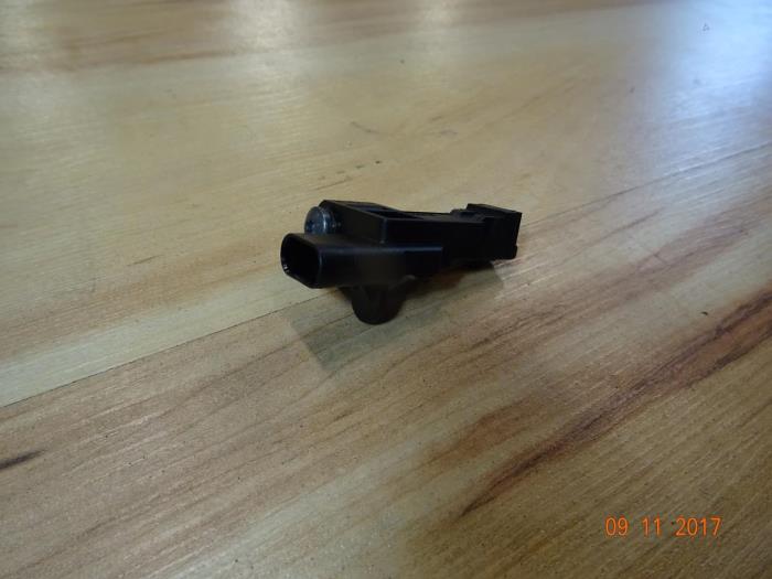 Crankshaft sensor from a MINI Mini (R56) 1.6 16V Cooper S 2010