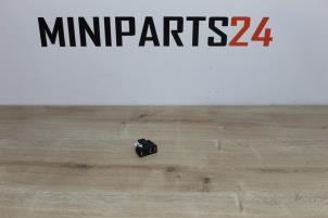 Used AUX / USB connection Mini Mini (R56) 1.6 16V Cooper S Price € 35,70 Inclusive VAT offered by Miniparts24 - Miniteile24 GbR
