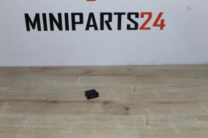 Used AUX / USB connection Mini Mini (R56) 1.6 16V Cooper Price € 17,85 Inclusive VAT offered by Miniparts24 - Miniteile24 GbR