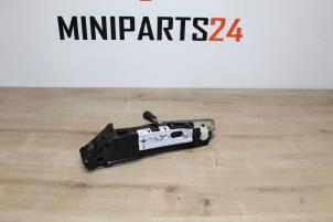 Used Jack Mini Clubman (R55) 1.6 Cooper D Price € 29,75 Inclusive VAT offered by Miniparts24 - Miniteile24 GbR