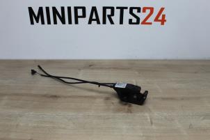 Used Rear door mechanism 4-door, right Mini Clubman (R55) 1.6 Cooper D Price € 59,50 Inclusive VAT offered by Miniparts24 - Miniteile24 GbR