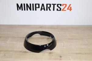 Used Radiotrim Mini Mini (F56) 1.2 12V One, One First Price € 56,53 Inclusive VAT offered by Miniparts24 - Miniteile24 GbR