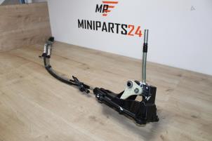 Used Gear stick Mini Mini (F56) 1.2 12V One Price € 148,75 Inclusive VAT offered by Miniparts24 - Miniteile24 GbR