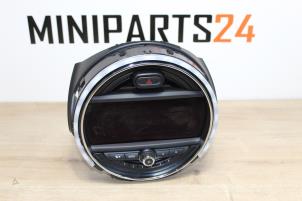 Used Navigation display Mini Mini (F56) 1.2 12V One Price € 535,50 Inclusive VAT offered by Miniparts24 - Miniteile24 GbR