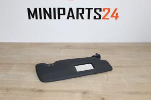 Gebrauchte Sonnenblende Mini Cooper S Preis € 35,70 Mit Mehrwertsteuer angeboten von Miniparts24 - Miniteile24 GbR