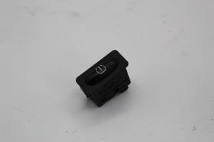 Gebrauchte Reifendruck Schalter Mini Cooper S Preis € 32,73 Mit Mehrwertsteuer angeboten von Miniparts24 - Miniteile24 GbR
