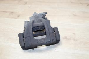 Used Front brake calliperholder, left Mini Cooper S Price € 35,70 Inclusive VAT offered by Miniparts24 - Miniteile24 GbR
