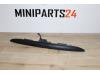 Tailgate handle from a Mini Mini Cooper S (R53), 2002 / 2006 1.6 16V, Hatchback, Petrol, 1,598cc, 125kW (170pk), FWD, W11B16A, 2004-07 / 2006-09, RE31; RE33 2005