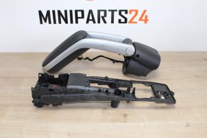 Used Armrest Mini Mini (R56) 1.4 16V One Price € 238,00 Inclusive VAT offered by Miniparts24 - Miniteile24 GbR