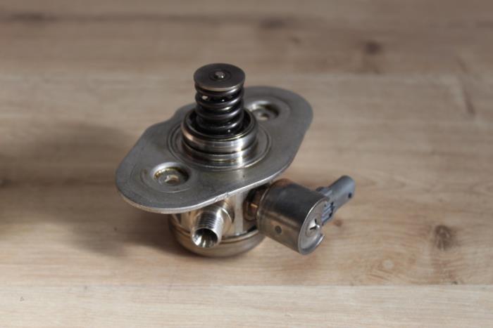 Begagnade Högtryckspump Mini Mini (F56) 1.2 12V One Pris € 214,20 Inklusive moms erbjuds av Miniparts24