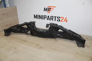 Usagé Arbre entraînement roue avant Mini Mini (F56) 2.0 16V Cooper S Prix € 119,00 Prix TTC proposé par Miniparts24 - Miniteile24 GbR