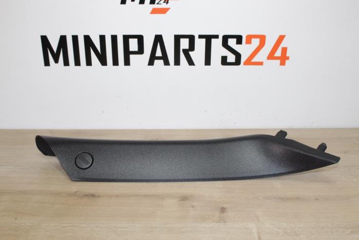 A-pillar cover, right from a MINI Countryman (R60) 1.6 16V John Cooper Works 2012