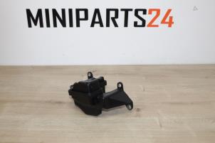 Usagé Soupape vide Mini Countryman (R60) 1.6 16V John Cooper Works Prix € 29,75 Prix TTC proposé par Miniparts24 - Miniteile24 GbR
