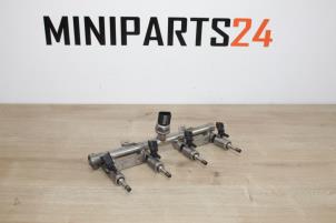 Used Injector housing Mini Countryman (R60) 1.6 16V John Cooper Works Price € 142,80 Inclusive VAT offered by Miniparts24 - Miniteile24 GbR