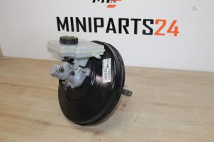 Usagé Assistant de freinage Mini Countryman (R60) 1.6 16V John Cooper Works Prix € 89,25 Prix TTC proposé par Miniparts24 - Miniteile24 GbR