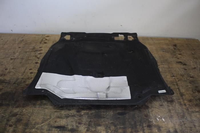 Isolation capot moteur
