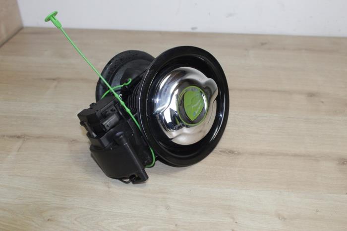 Begagnade Tanklock Mini Mini (F56) 2.0 16V Cooper S Pris € 71,40 Inklusive moms erbjuds av Miniparts24