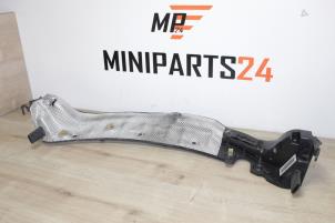 Usados Chapa protectora motor Mini Countryman (R60) 1.6 16V John Cooper Works Precio € 44,63 IVA incluido ofrecido por Miniparts24 - Miniteile24 GbR