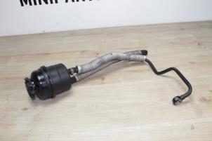Used Power steering fluid reservoir Mini Mini Cooper S (R53) 1.6 16V Price € 23,80 Inclusive VAT offered by Miniparts24 - Miniteile24 GbR