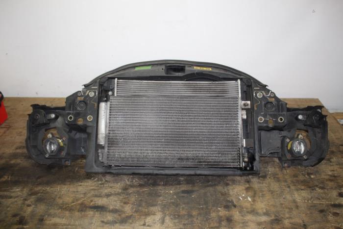 Gebrauchte Vorderfront komplett BMW Mini (R50/53) 1.6 16V One Preis € 297,50 Mit Mehrwertsteuer angeboten von Miniparts24