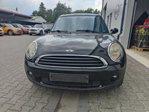 Usagé Pare-chocs avant Mini Clubman (R55) 1.4 16V One Prix € 267,75 Prix TTC proposé par Miniparts24 - Miniteile24 GbR