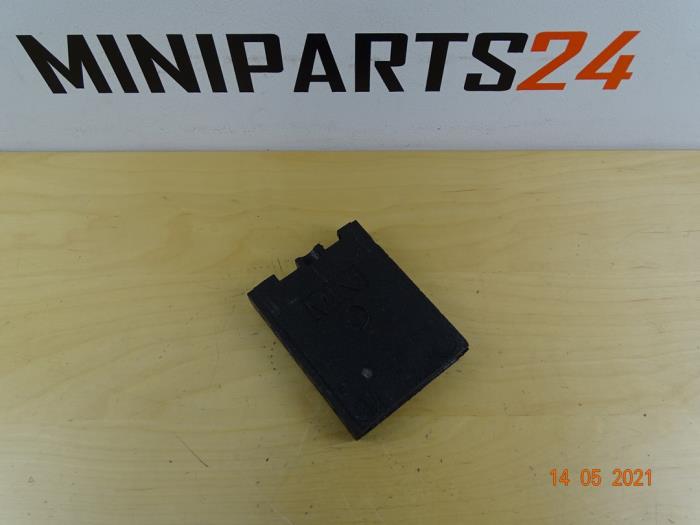 Używane Zestaw narzedzi Mini Mini Cooper S (R53) 1.6 16V Cena € 23,80 Z VAT oferowane przez Miniparts24