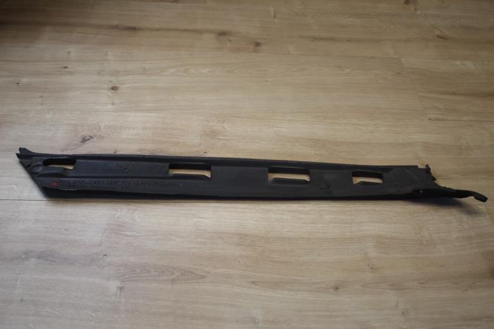 Gebrauchte Abdeckplatte sonstige Mini Mini (R56) 1.6 16V Cooper Preis € 23,80 Mit Mehrwertsteuer angeboten von Miniparts24