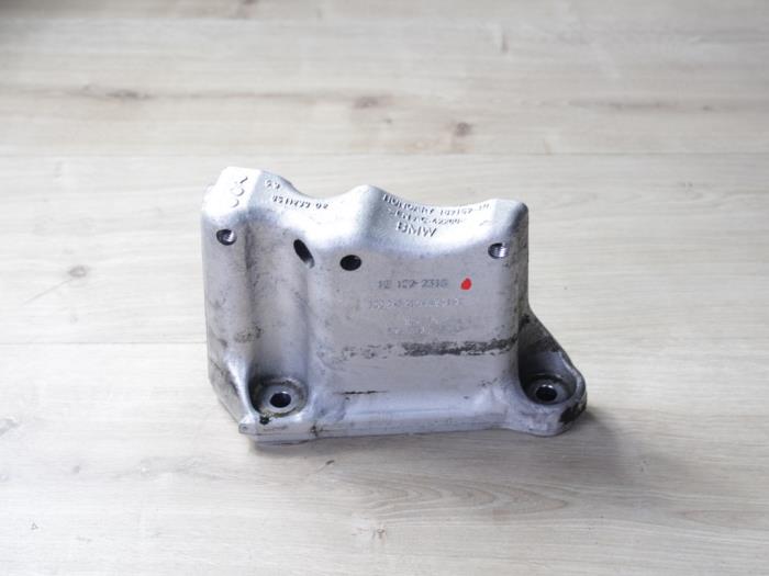 Used Engine mount Mini Mini (F56) 1.2 12V One Price € 23,80 Inclusive VAT offered by Miniparts24
